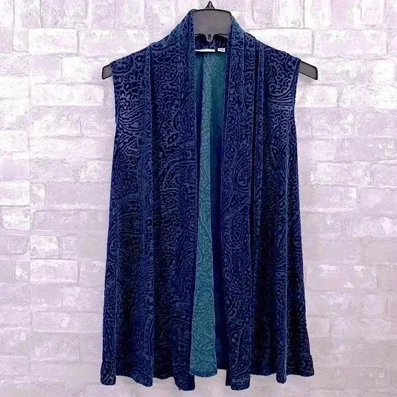 Woman’s Susan graver green burnt out lace vest ladies shirt - Picture 1 of 11